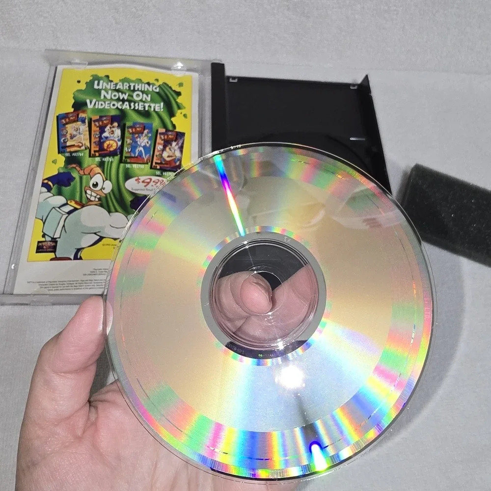 Earthworm Jim 2 (Sega Saturn, 1996) Authentic Complete Manual + Reg Card Nice